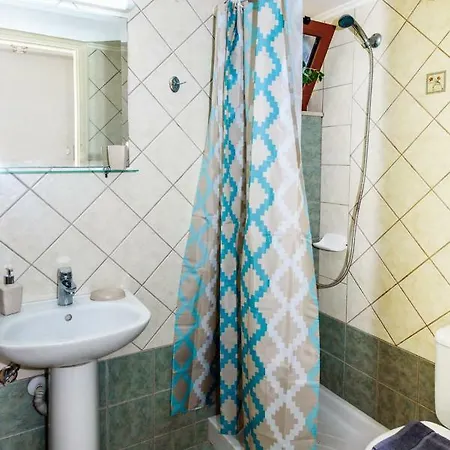 Eurycleia Апартаменты *