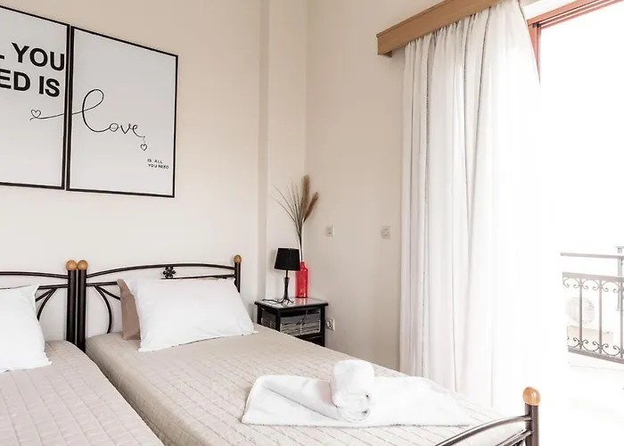 Eurycleia Apartment *